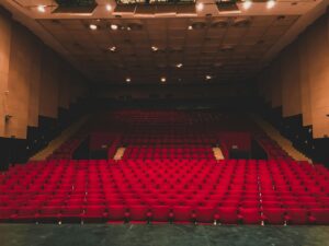 舞台から見たホールの客席（イメージ）